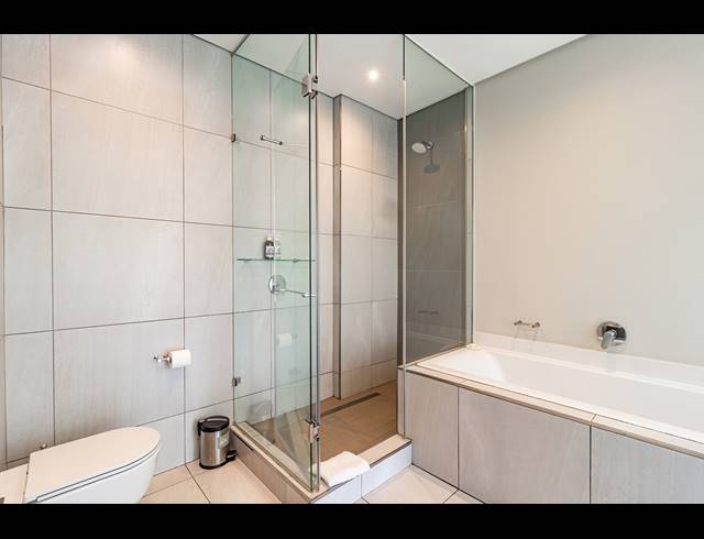 1 BEDROOM APARTMENT FOR SALE IN MENLYN